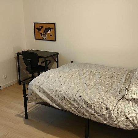Appartement Cosy 2 Chambres Avec Jardin Les Ponts-de-Ce Luaran gambar